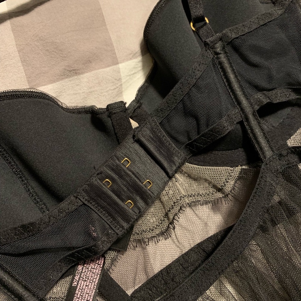 Victoria's Secret Black Sheer Lace Babydoll - Picture 10 of 15